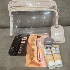 IT Cosmetics Travel Set with Clear Bag